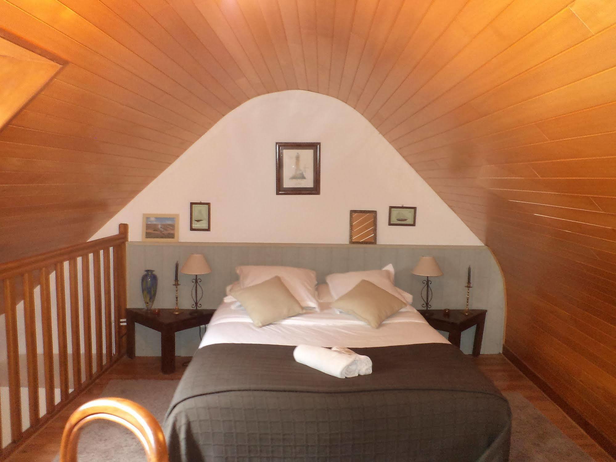 La Ferme De Kerraoul Bed & Breakfast Combrit Ngoại thất bức ảnh
